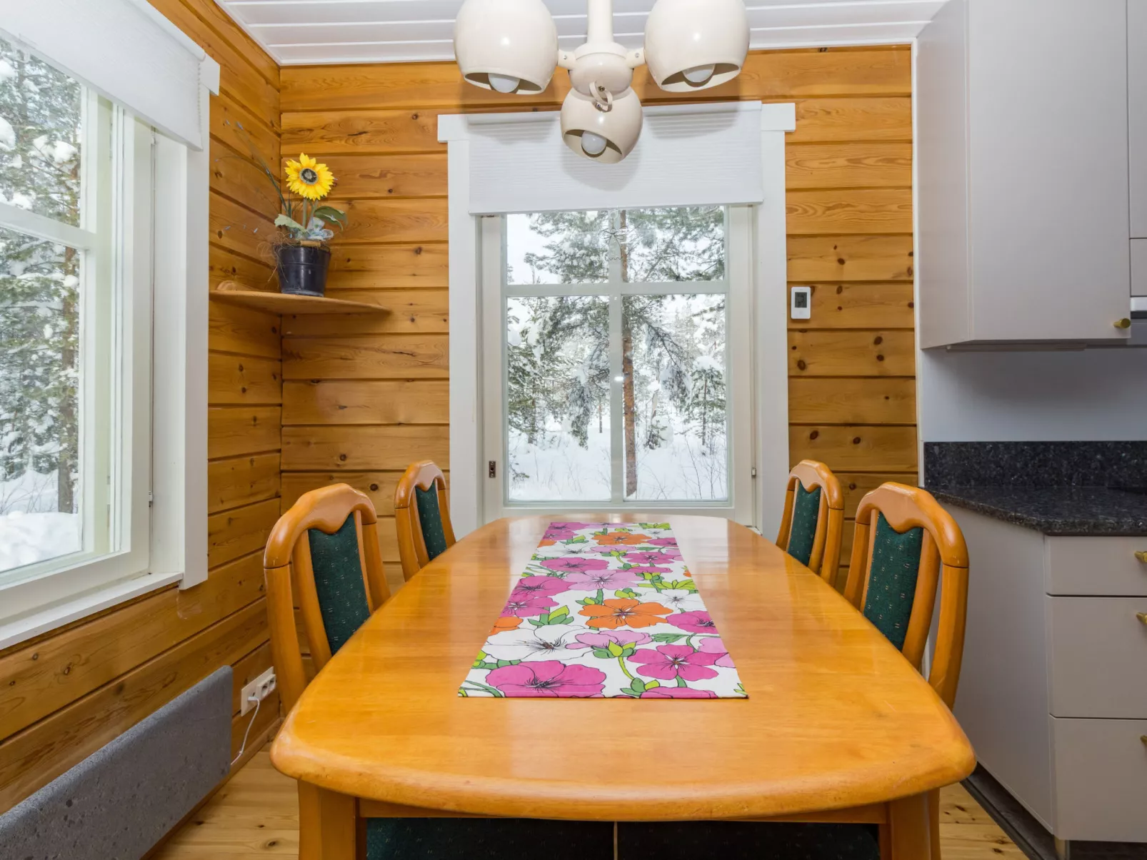 Sallanrinne a - Drinnen