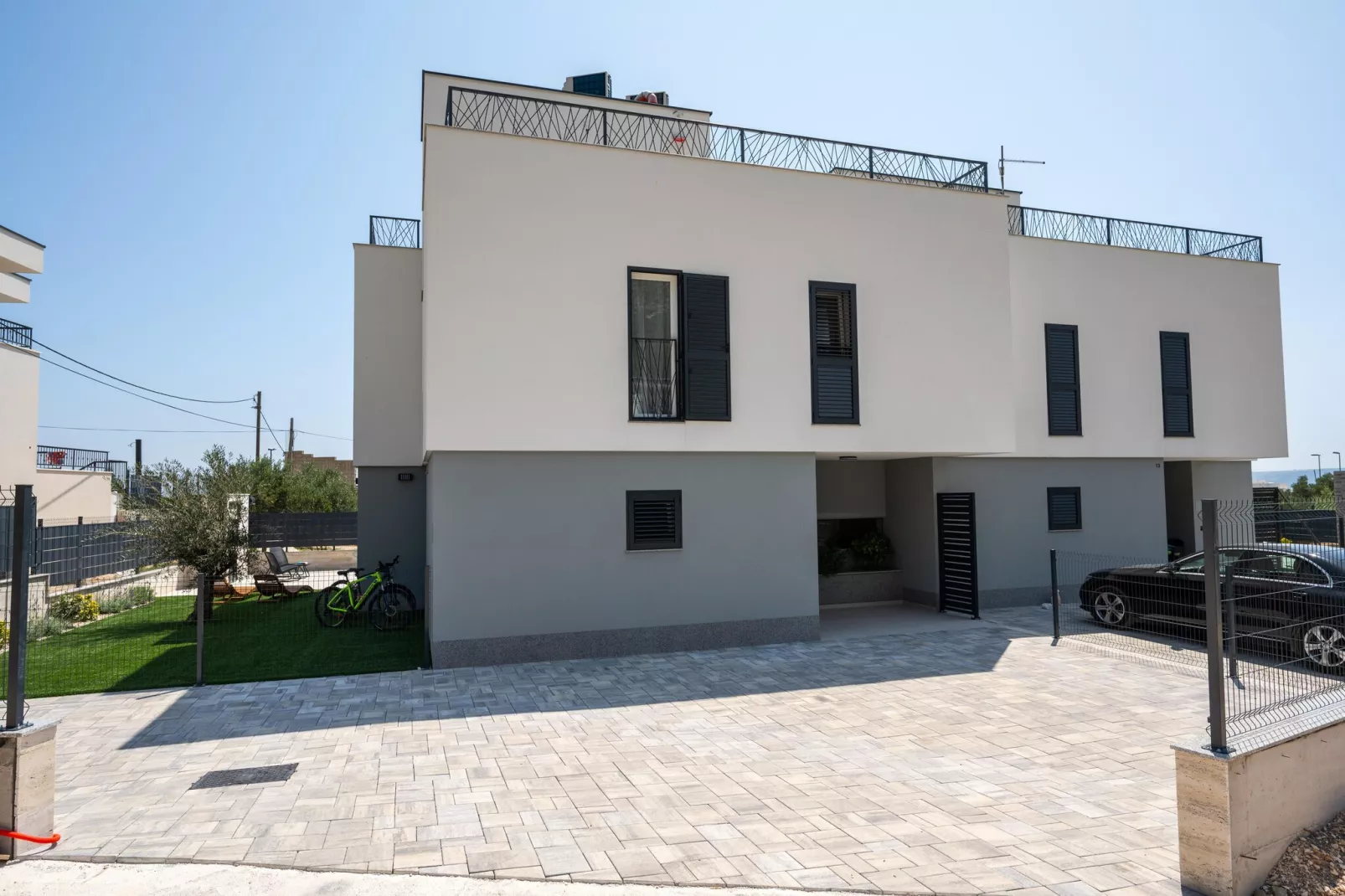 VILLA MIMA II - Exterior in summer