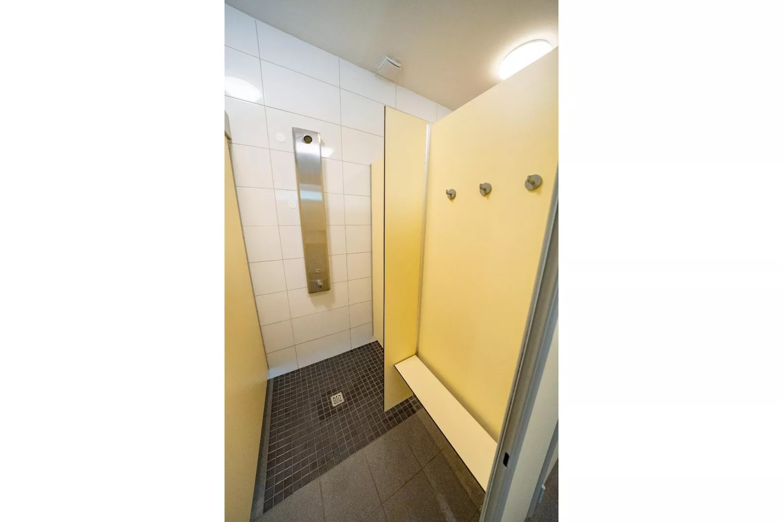 Eifelhütte Campingpark Eifel - Badezimmer