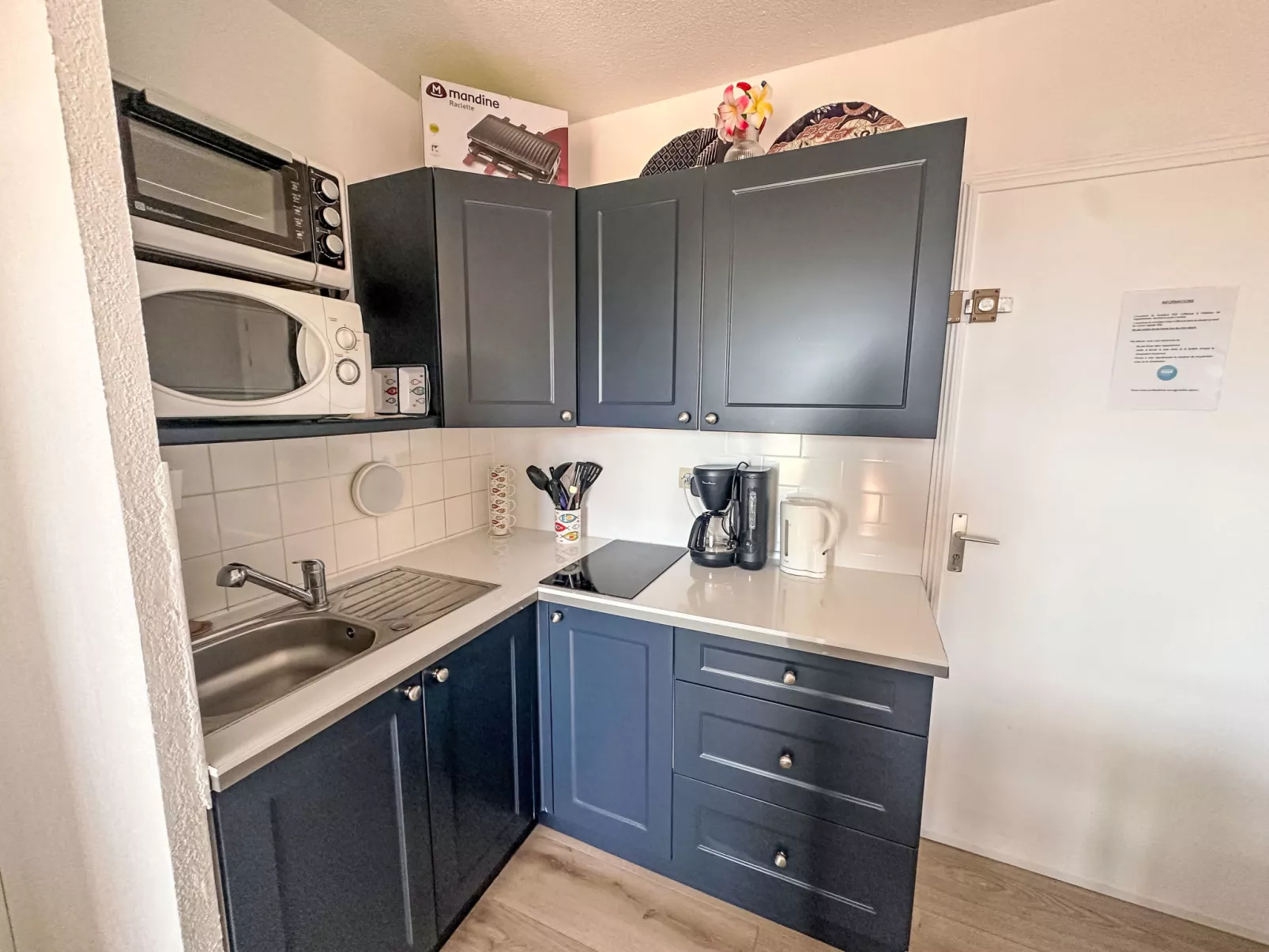 Saint James - Drinnen