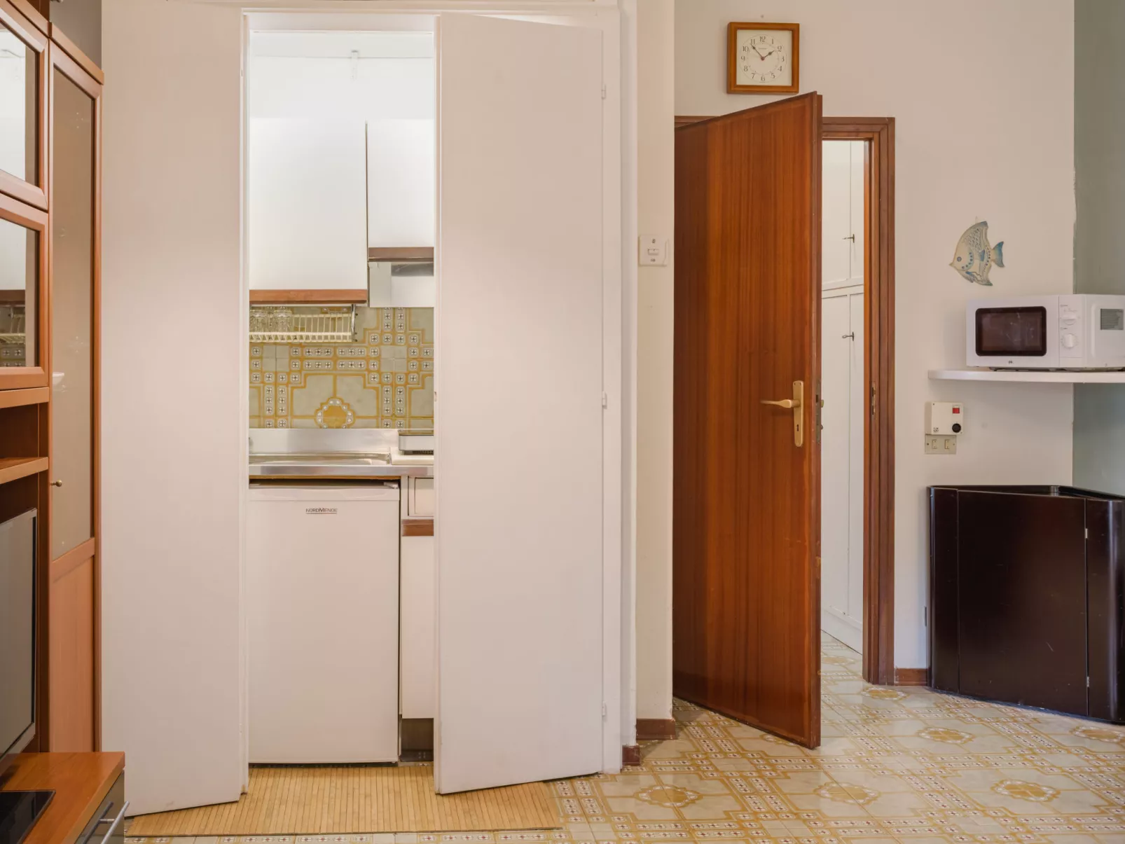 Life Tower - Drinnen