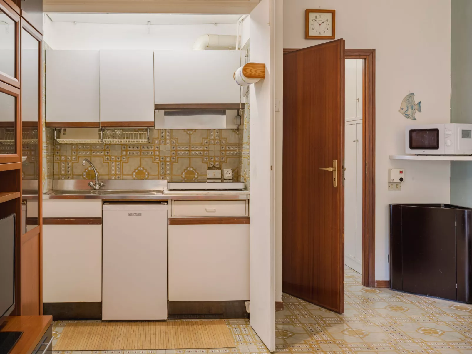 Life Tower - Drinnen