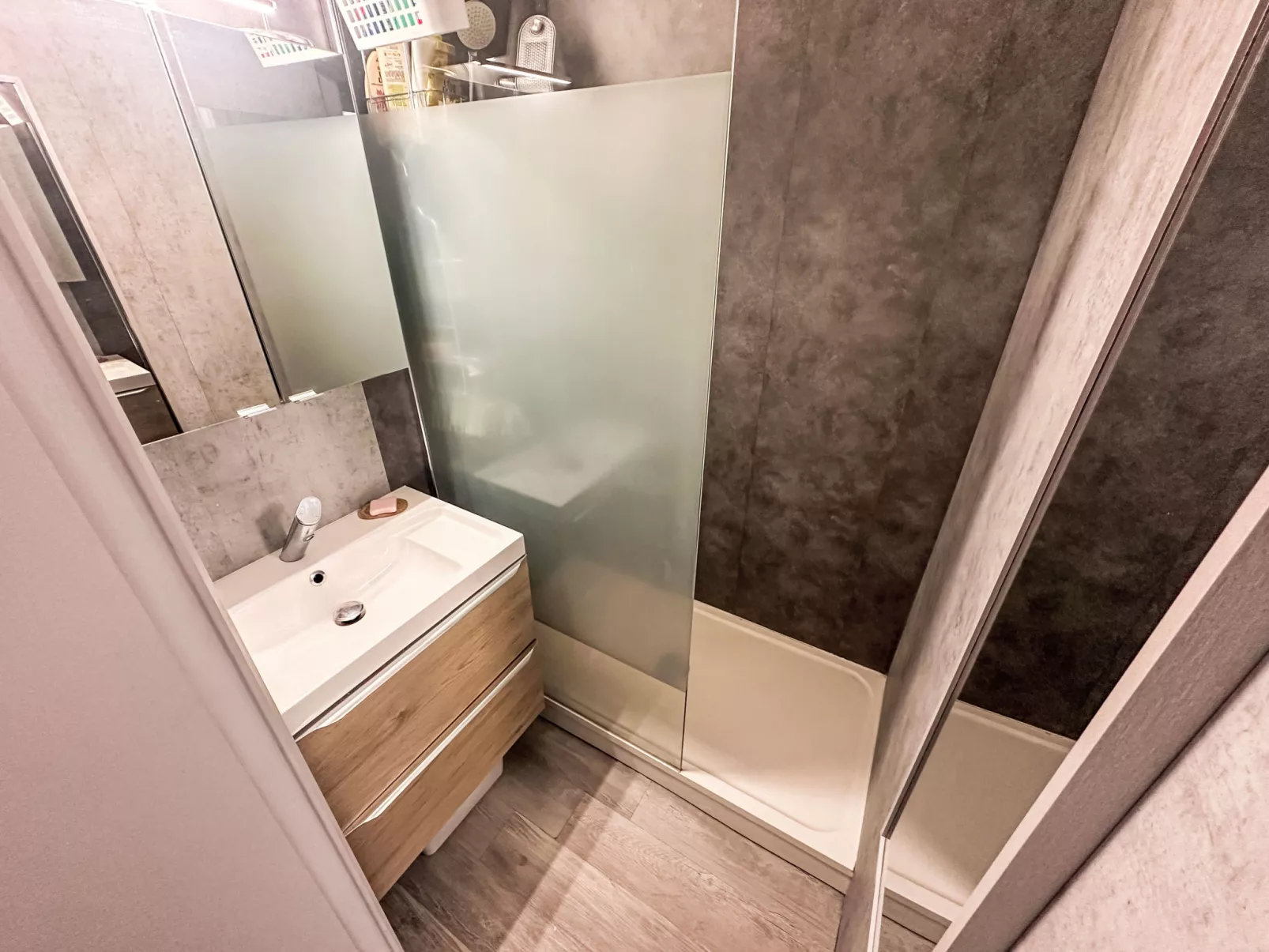 Saint James - Drinnen