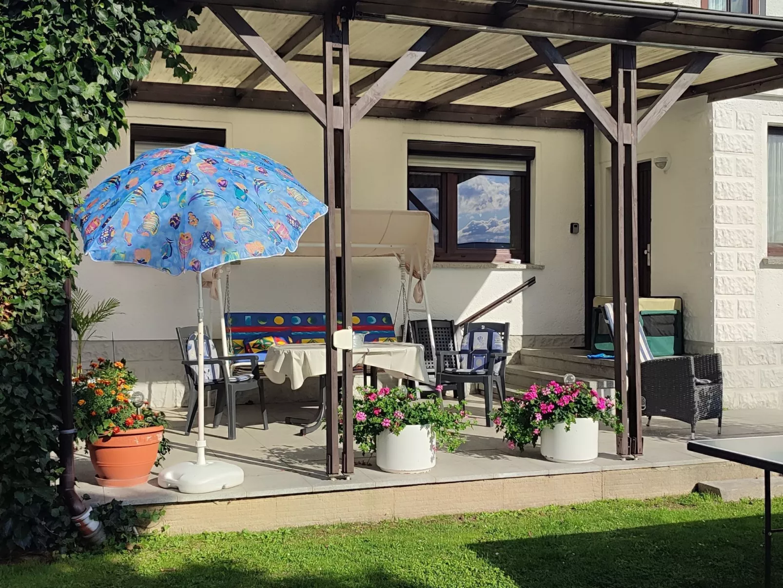 Große Ferienwohnung in Niedergurig mit Großem Ga - Dehors