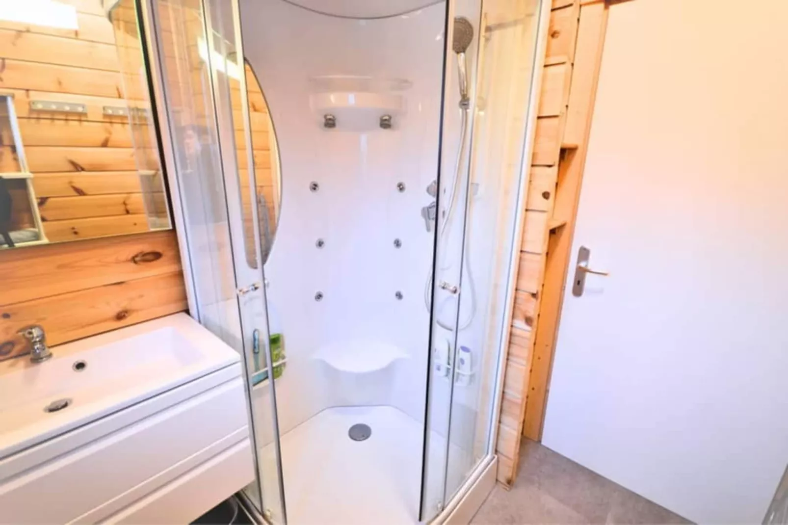 MANDOLINE - Badezimmer