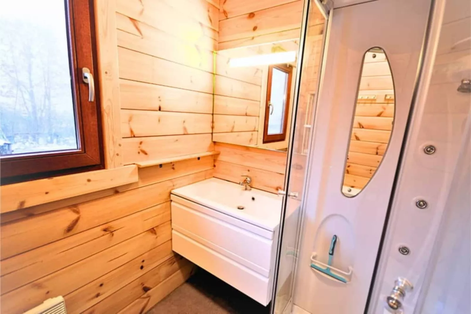 MANDOLINE - Badezimmer