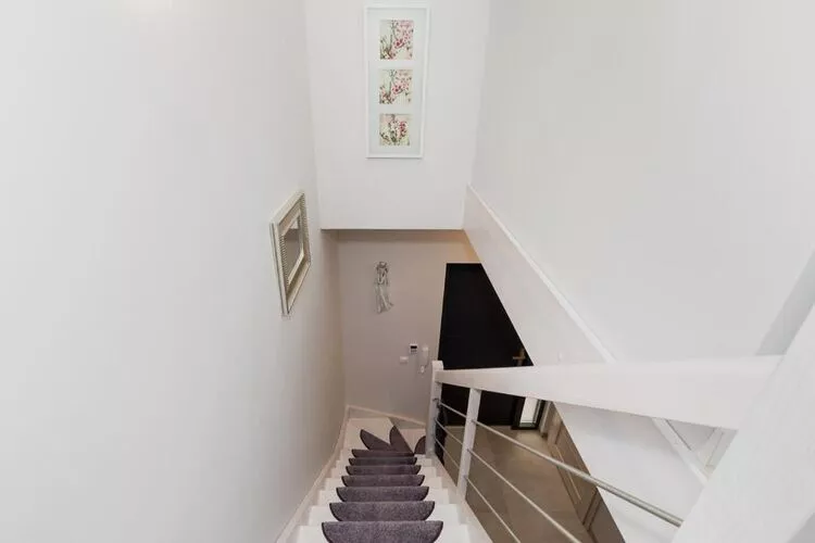 Domy szeregowe z dostępem do basenu Pobierowo-Indoor