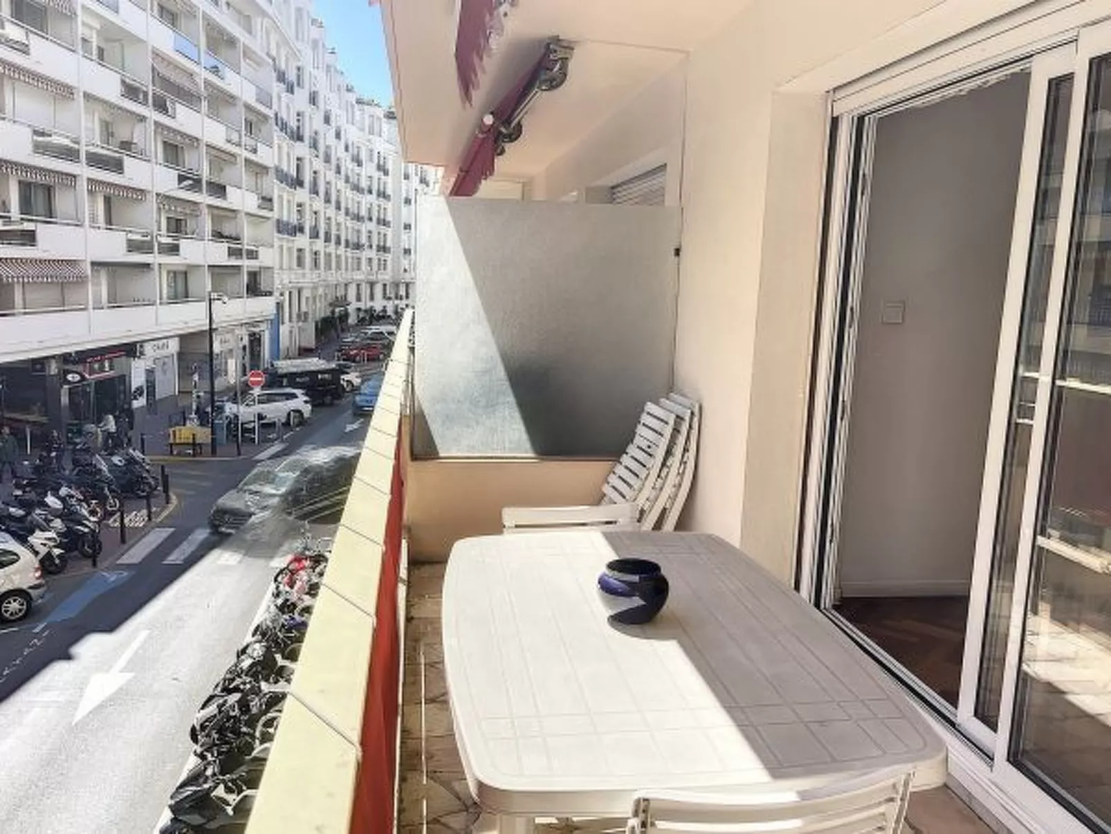 1 bedroom Latour Maubourg 245 - Image-tags.info