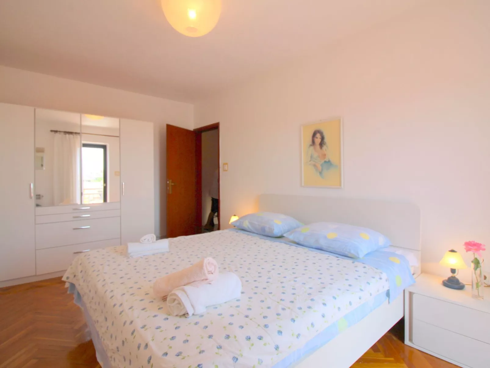 Pinia in Strandnähe  mit Garten - Image-tags.info