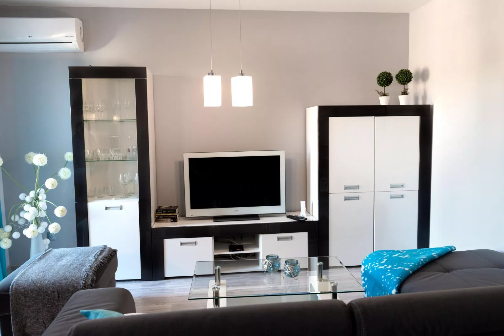 Apartament Grunwaldzka 51B/9 Pobierowo-Wohnzimmer