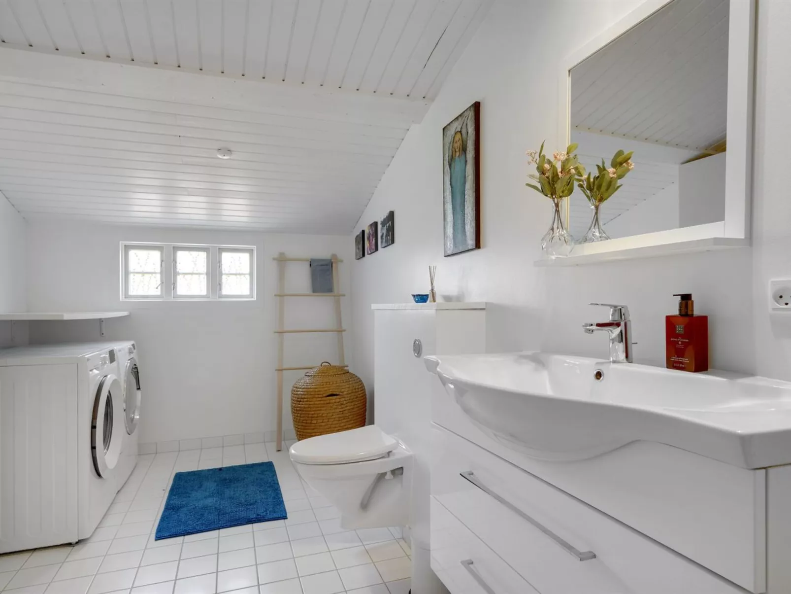 "Hjort" - 100m from the sea - Drinnen