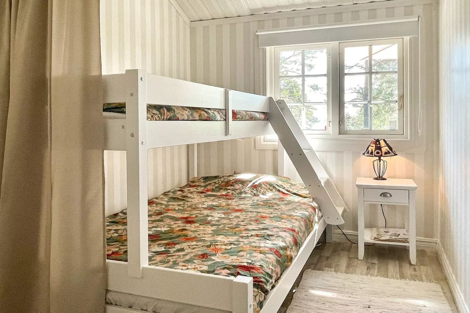 5 person holiday home in GUNNEBO - Indoor