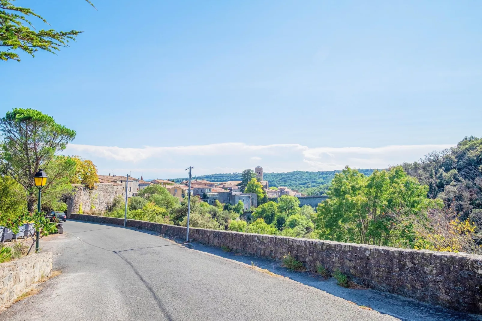 Villa avec piscine - Zones été à 1 km