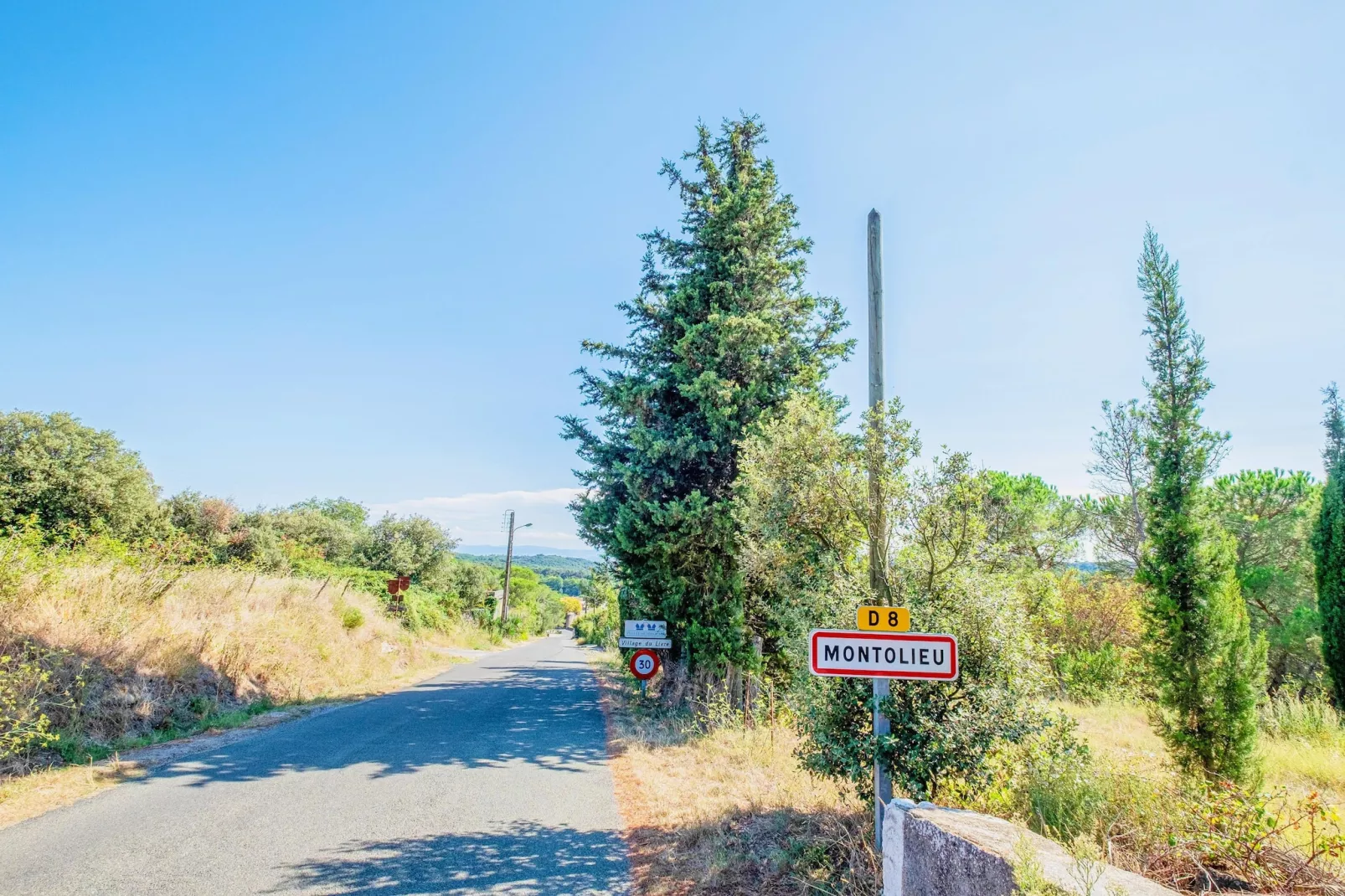 Villa avec piscine - Zones été à 1 km