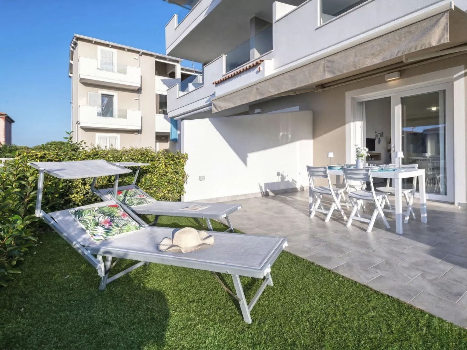 La Vallata - Draußen