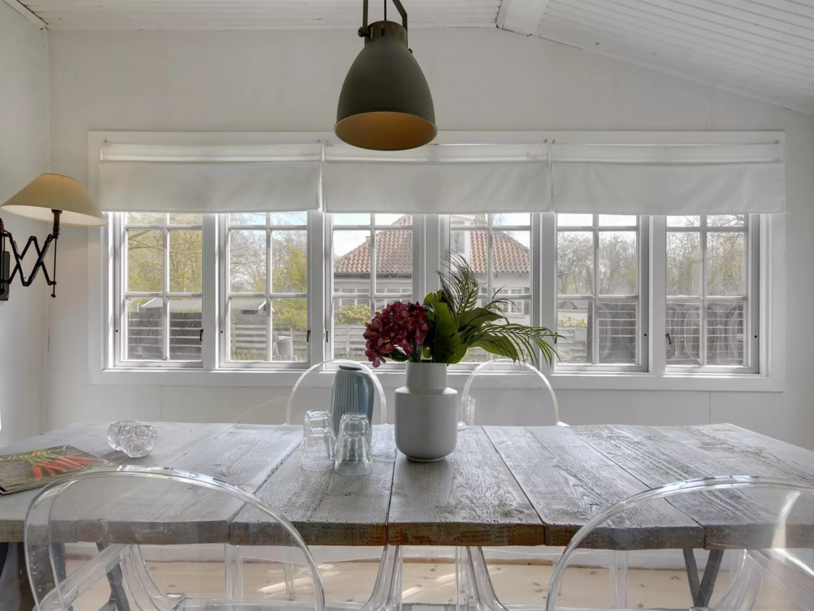 "Hjort" - 100m from the sea - Drinnen