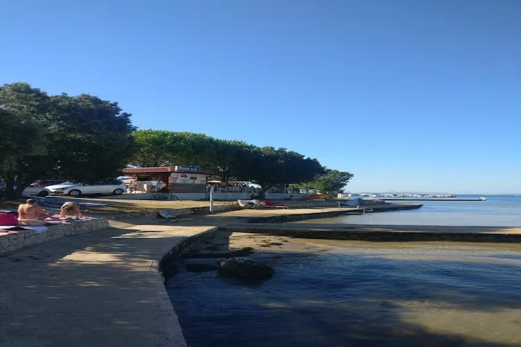 Apartments Topić - One Bedroom Apartment with Terrace (First Floor) - Ambiance