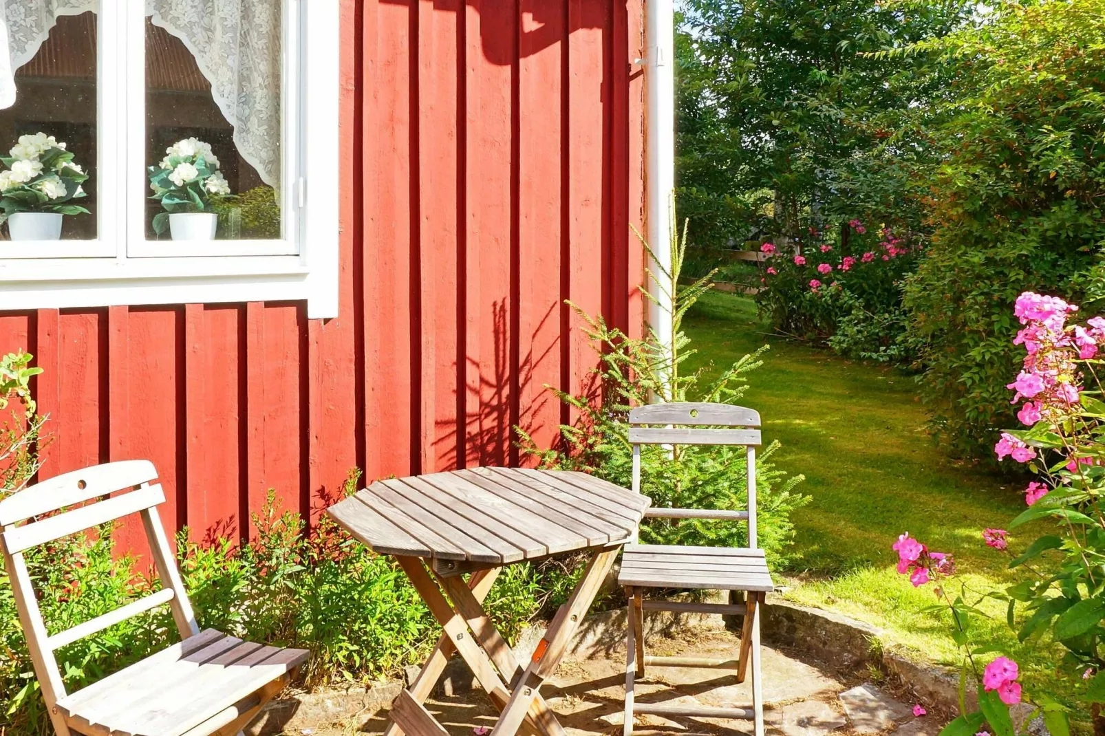5 person holiday home in SKÄLLINGE