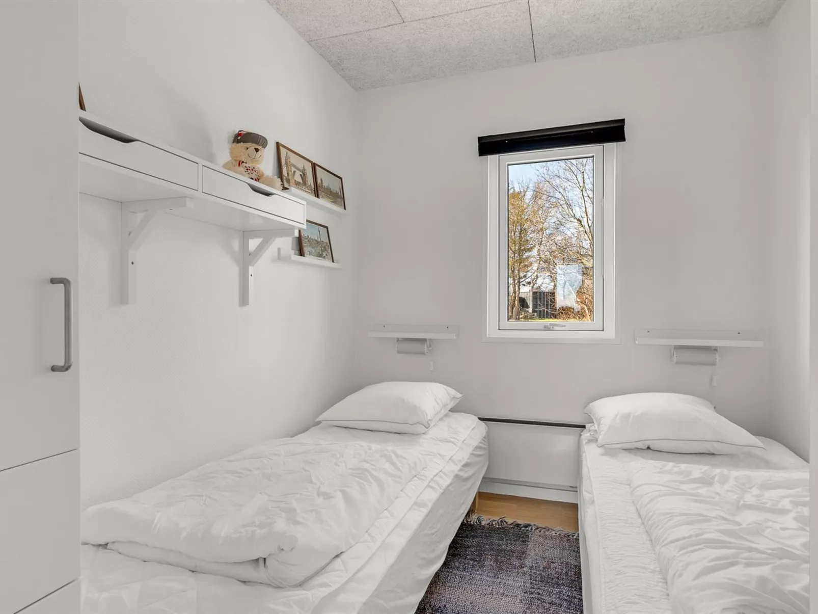 "Angret" - 380m from the sea