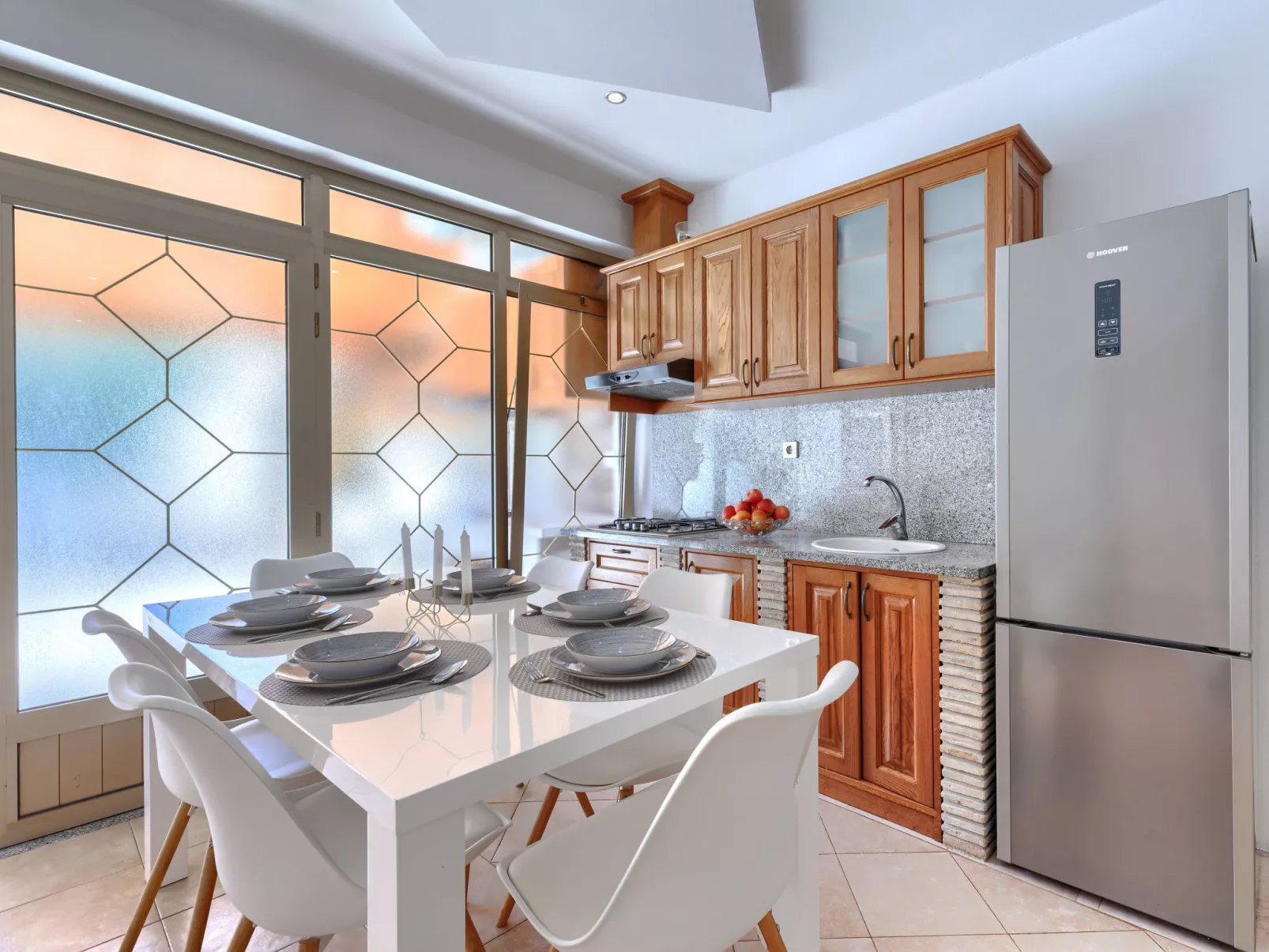 Milanković - Drinnen