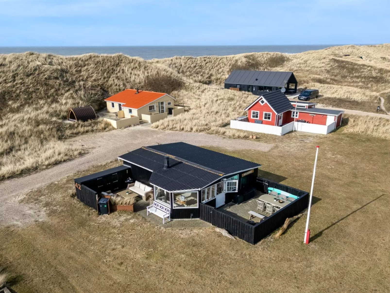 "Jorie" - 100m from the sea - Outside