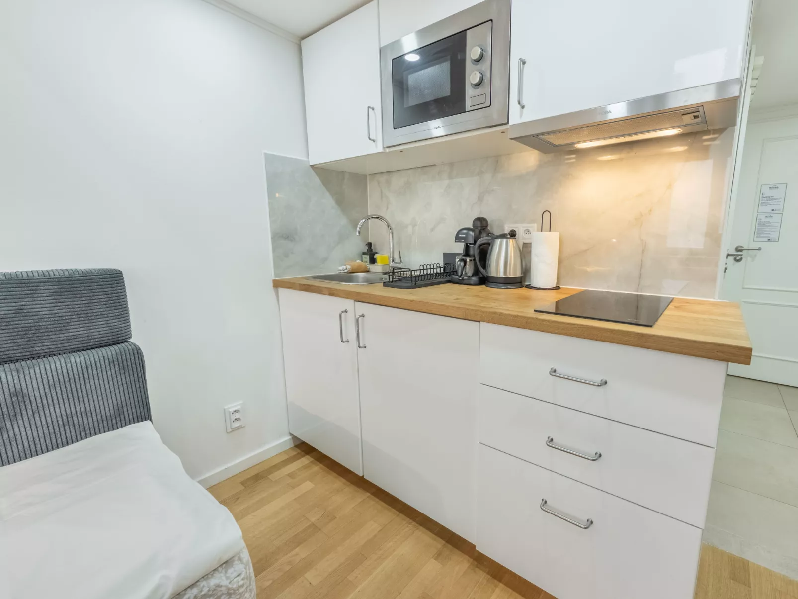 Čelakovsky - Drinnen