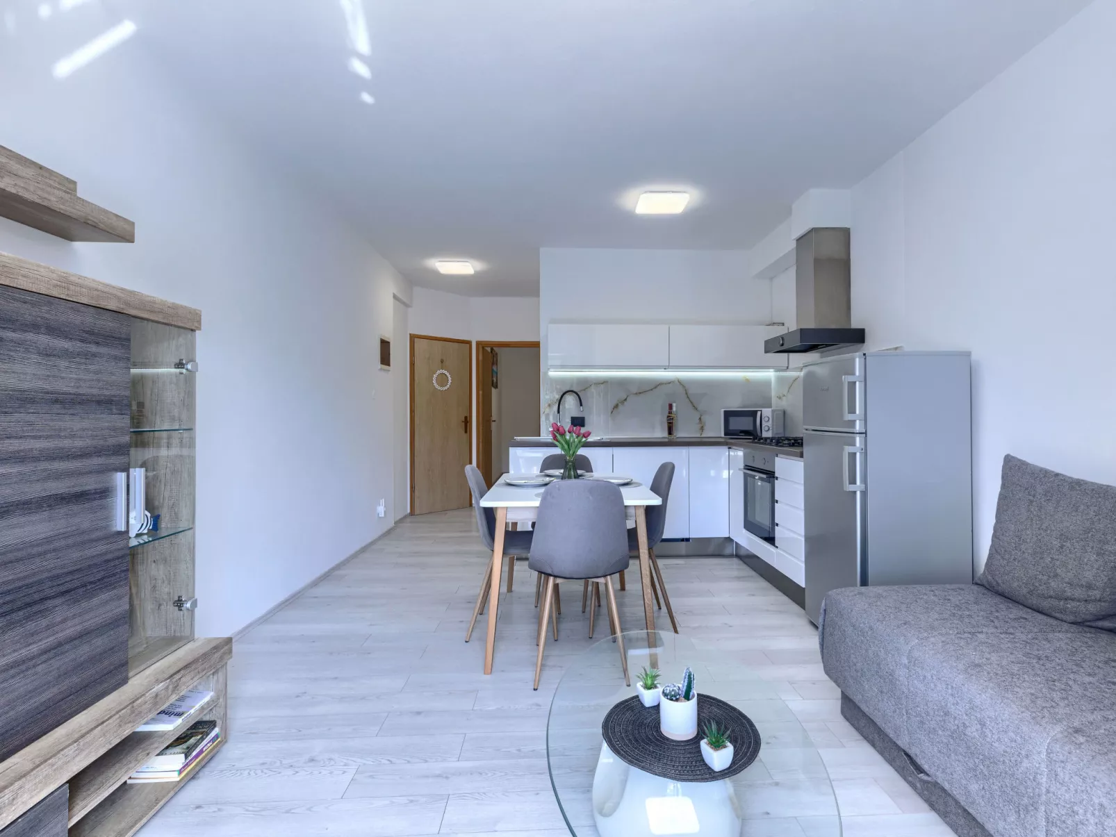 Milanković - Inside