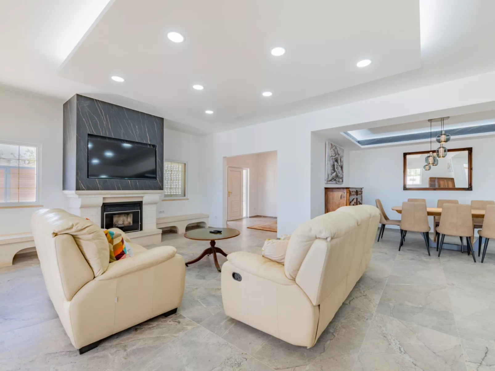 V4 Águia Vermelha - Inside