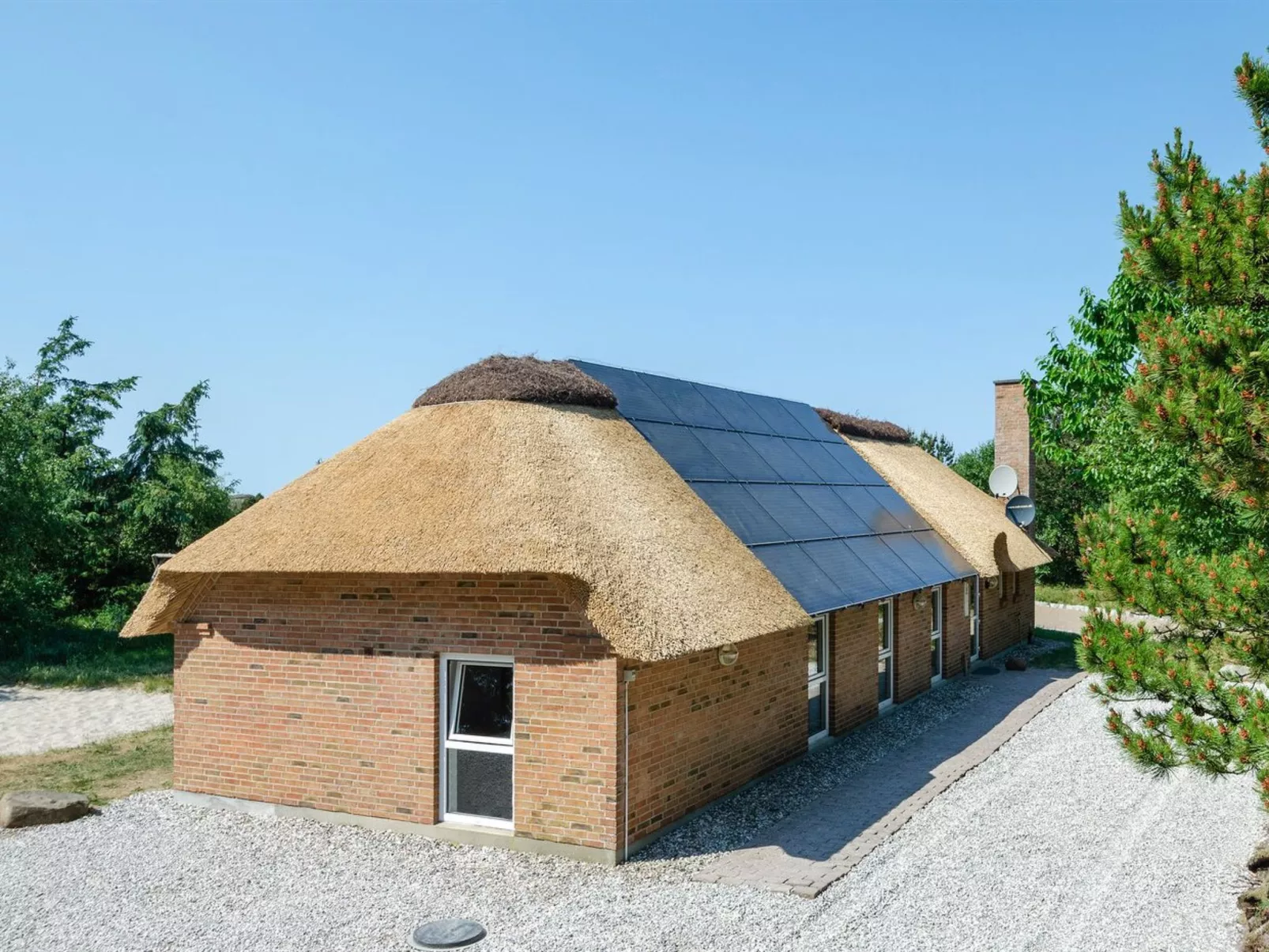 "Laetitita" -  from the sea - Outside