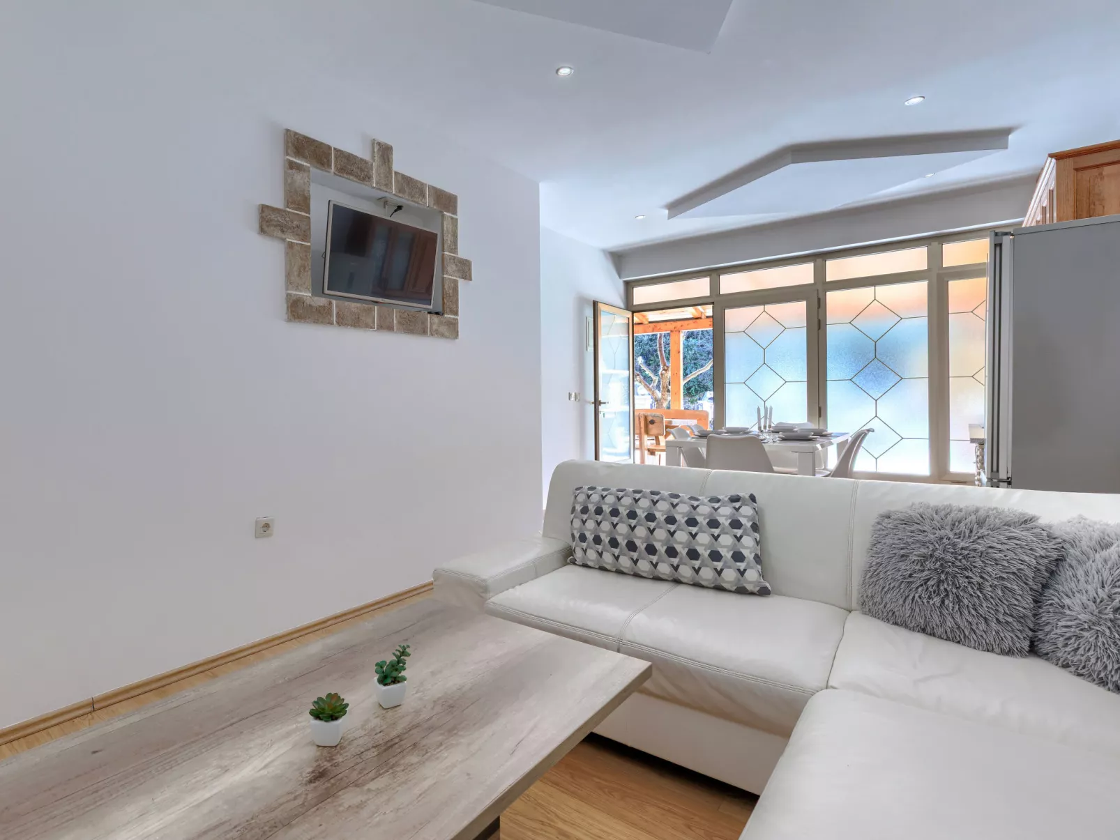 Milanković - Drinnen