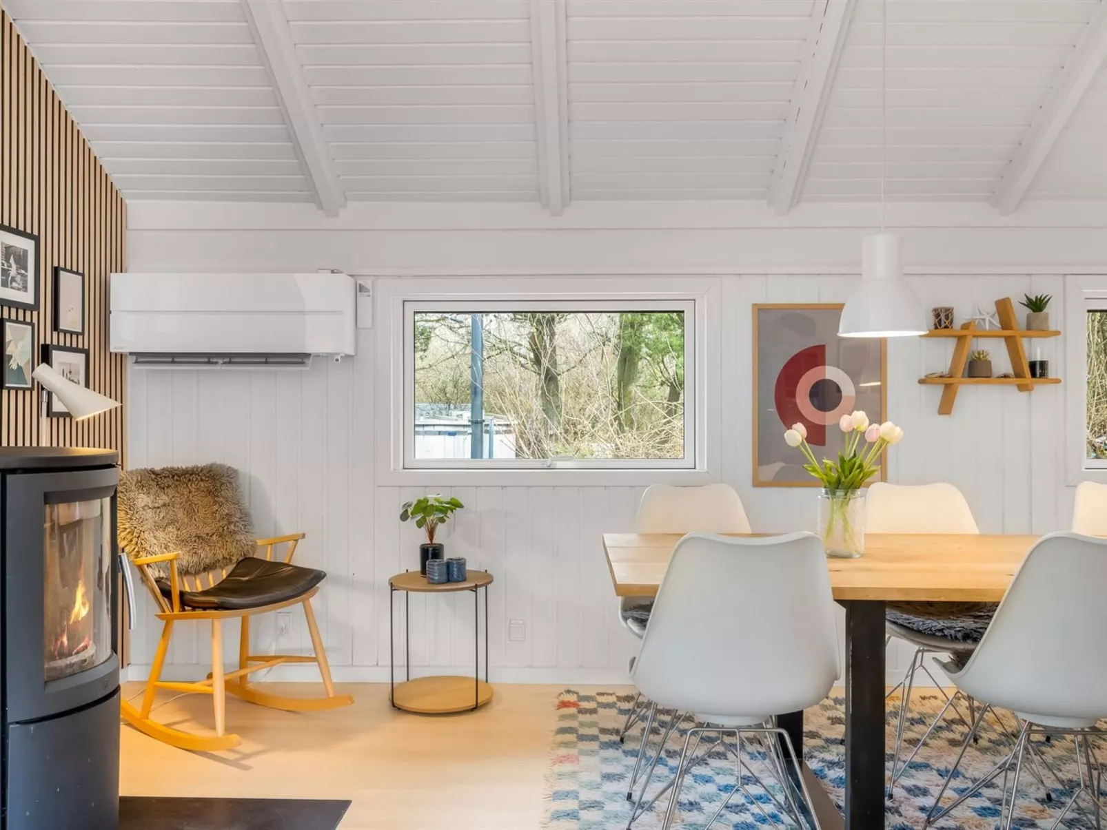 "Julie" - 1.5km from the sea - Inside