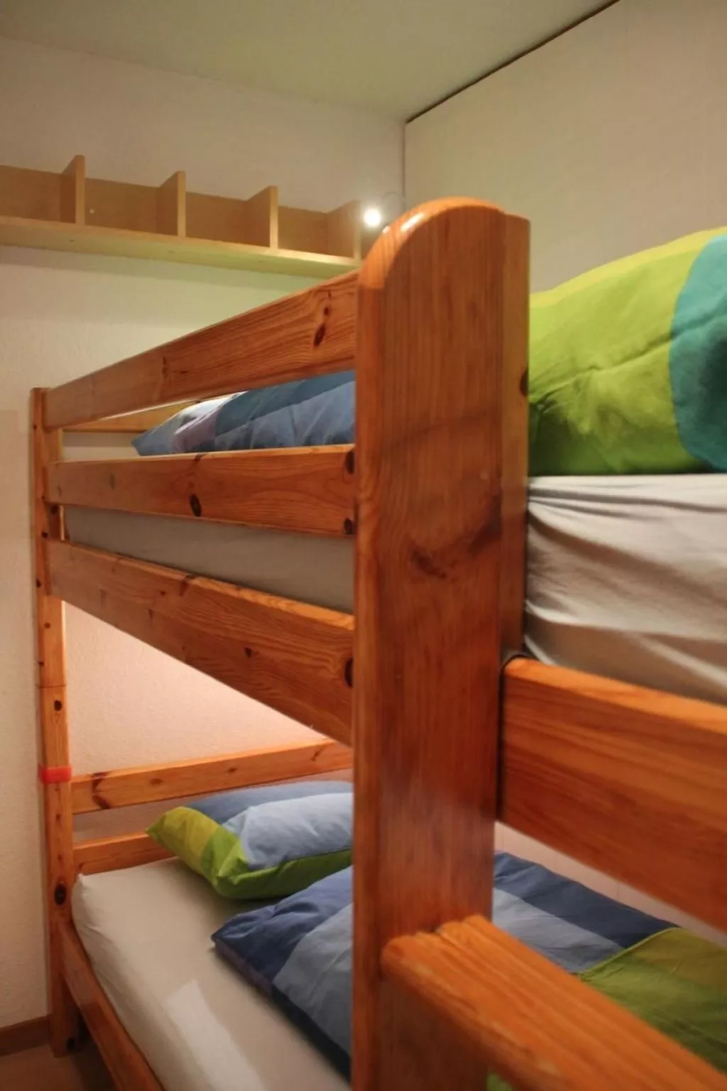 Ski-in/ Ski-out Nordostwand 4-Bett-Ferienwohnung - Drinnen