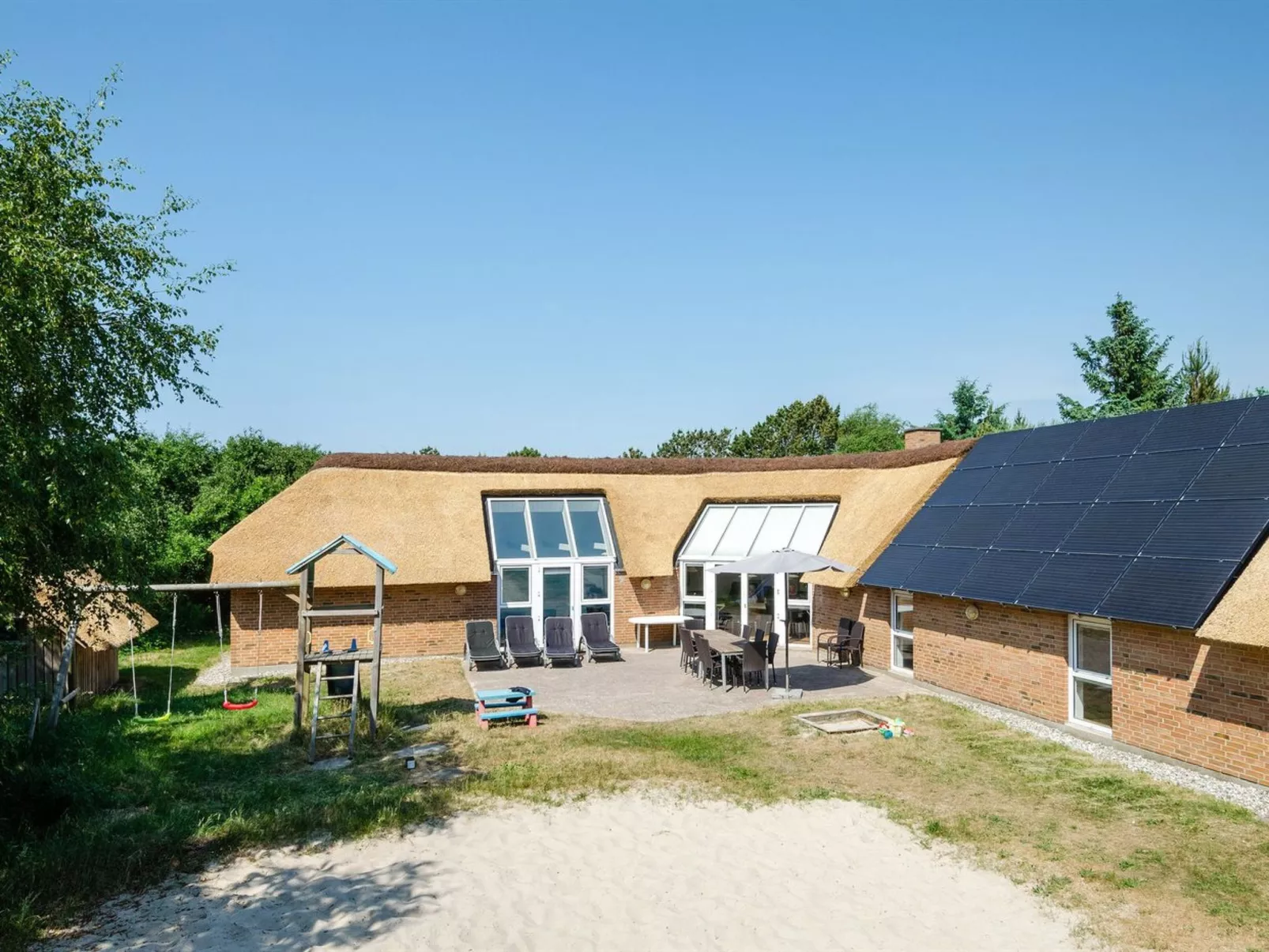 "Laetitita" -  from the sea - Outside