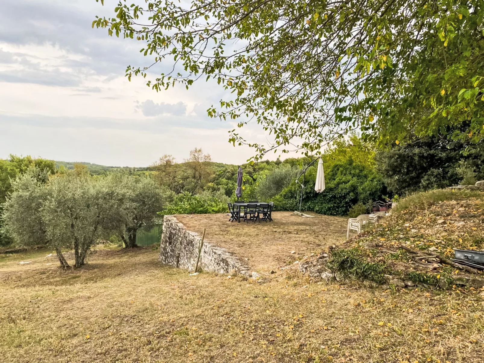 Fiore di Mandorlo - Outside