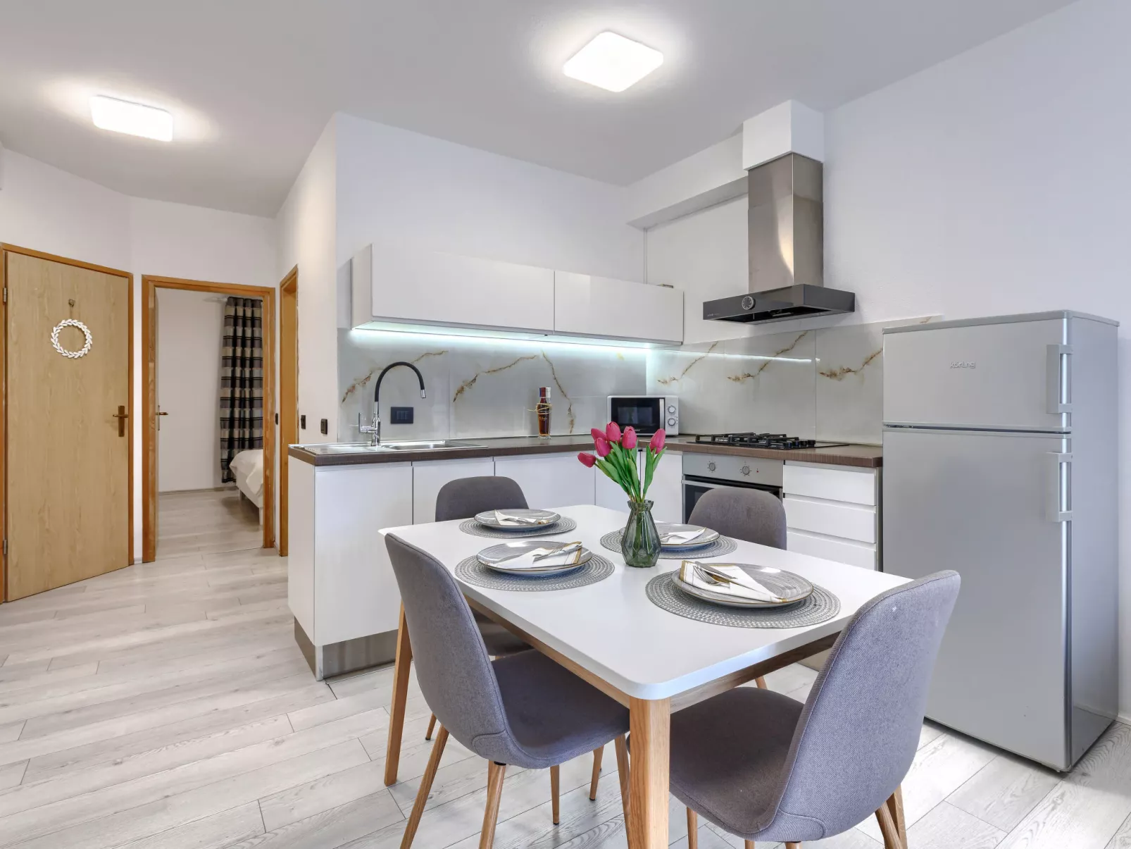 Milanković - Inside