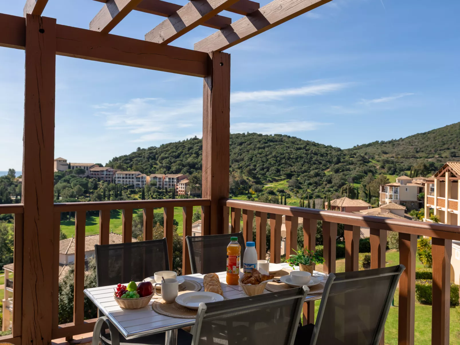 Village Cap Estérel - L'Esquinade - Draußen