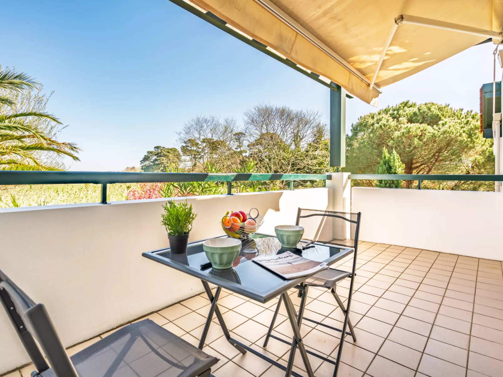 Argi betean - Outside