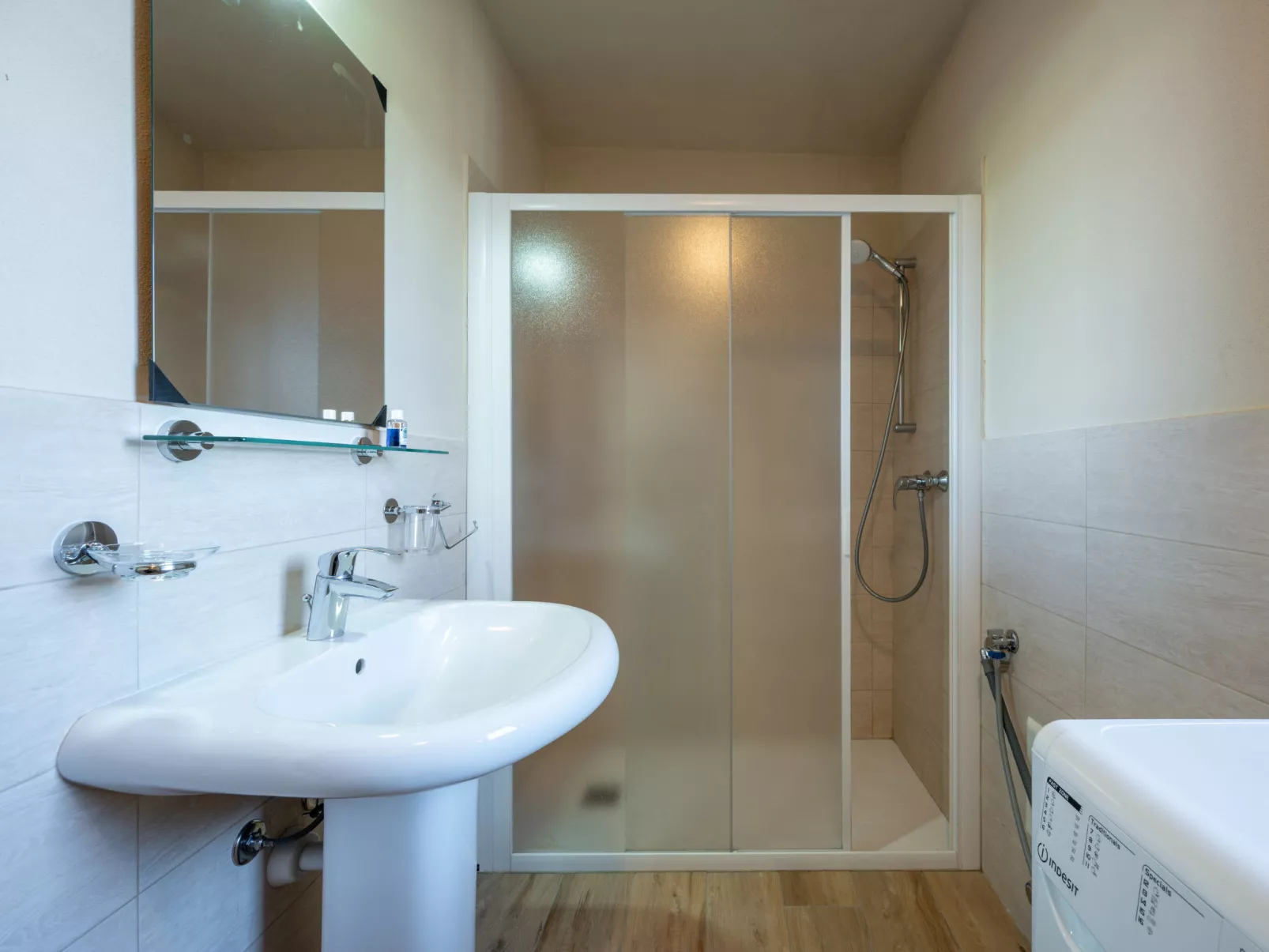 Nonna Maria del Pio - Inside