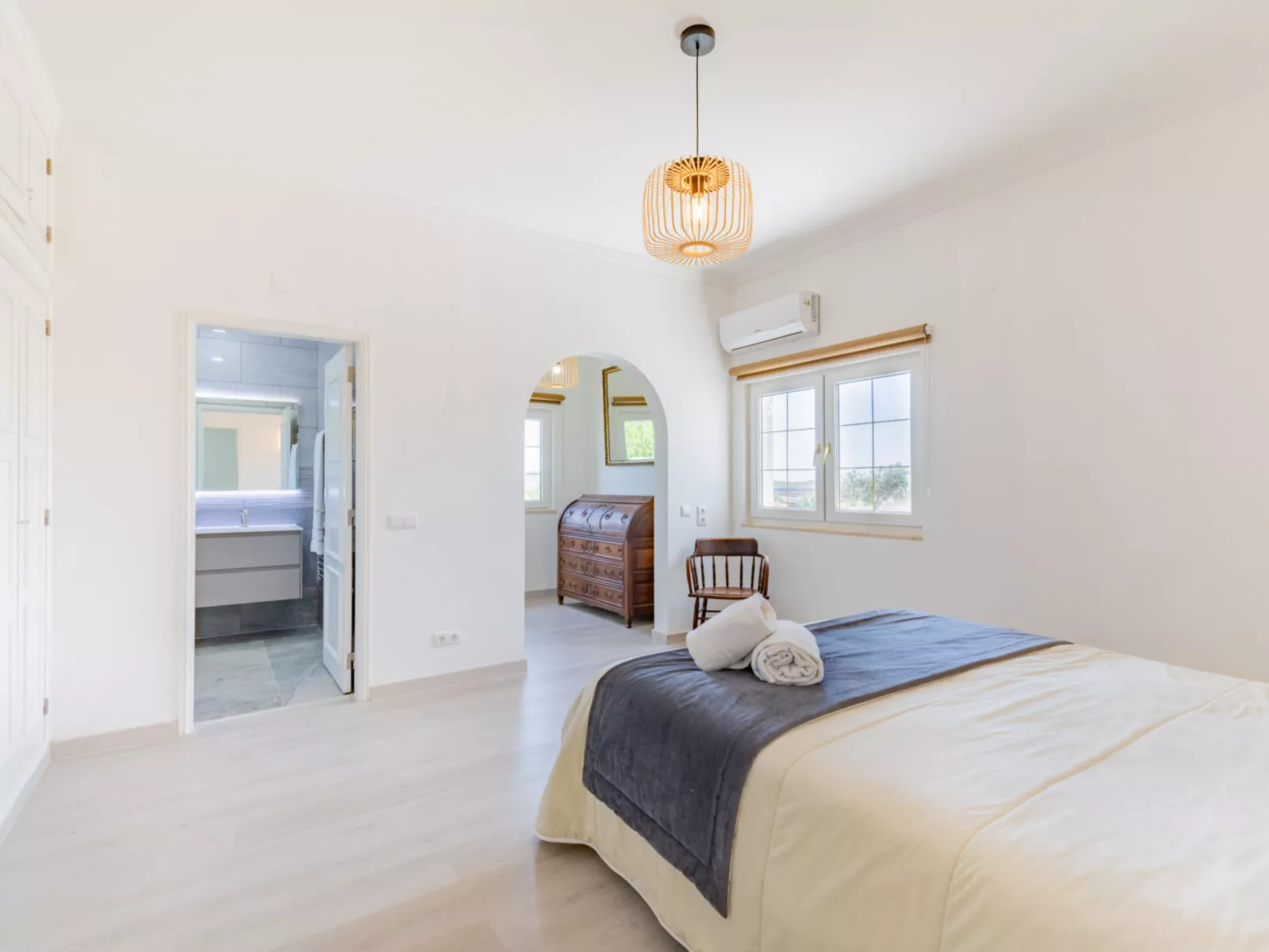 V4 Águia Vermelha - Inside