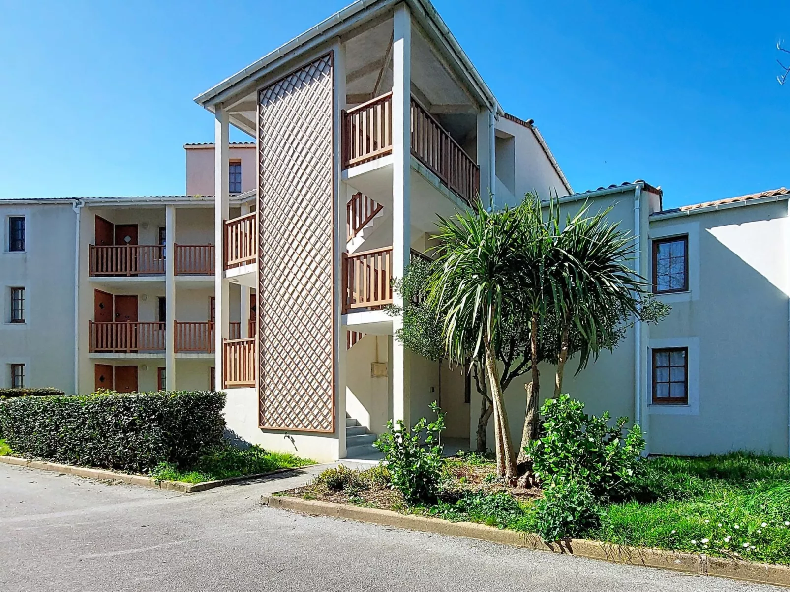 Le Saint Hilaire - Draußen