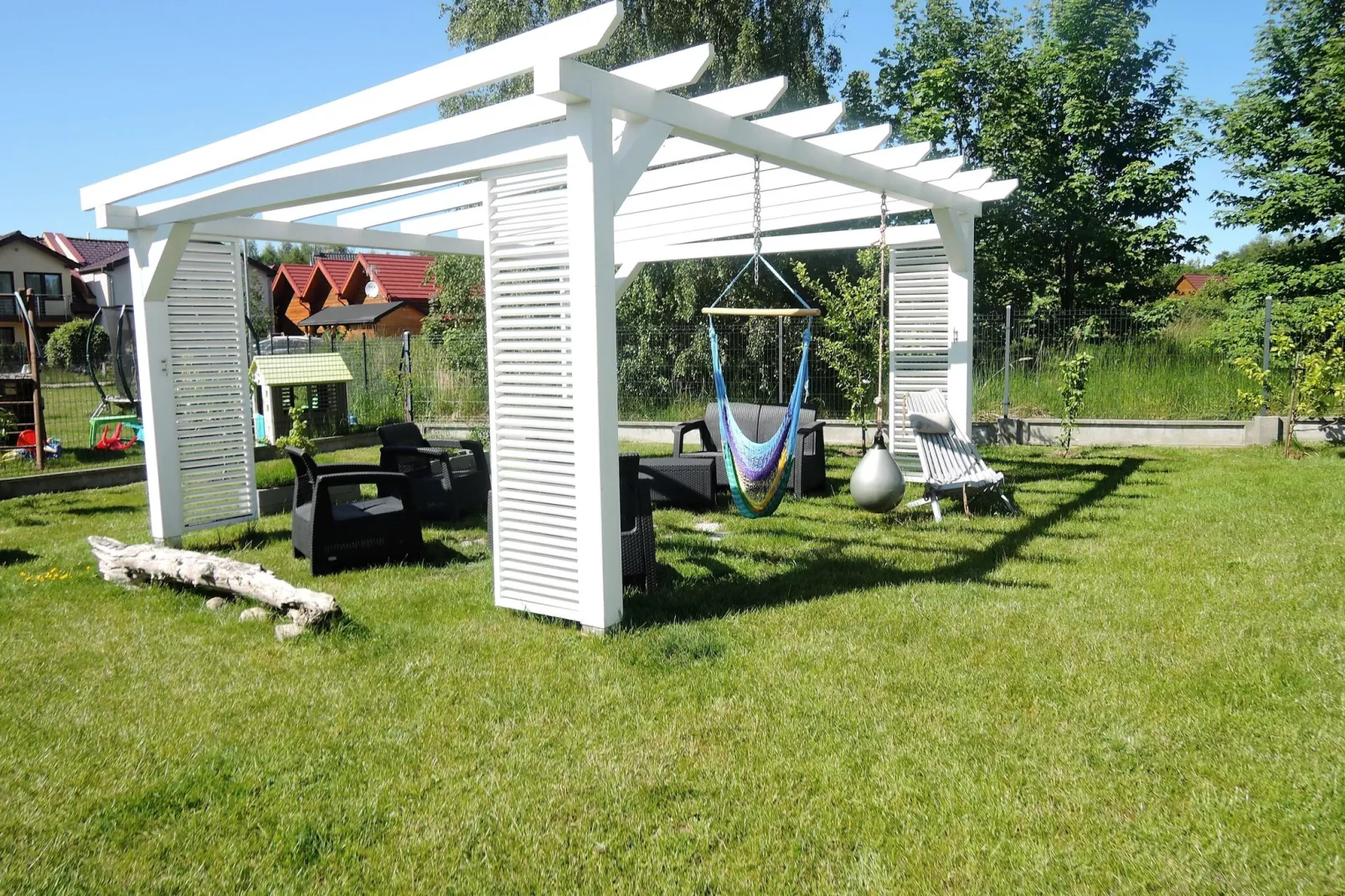 Morskie opowieści dla 8 osób-Gardens summer