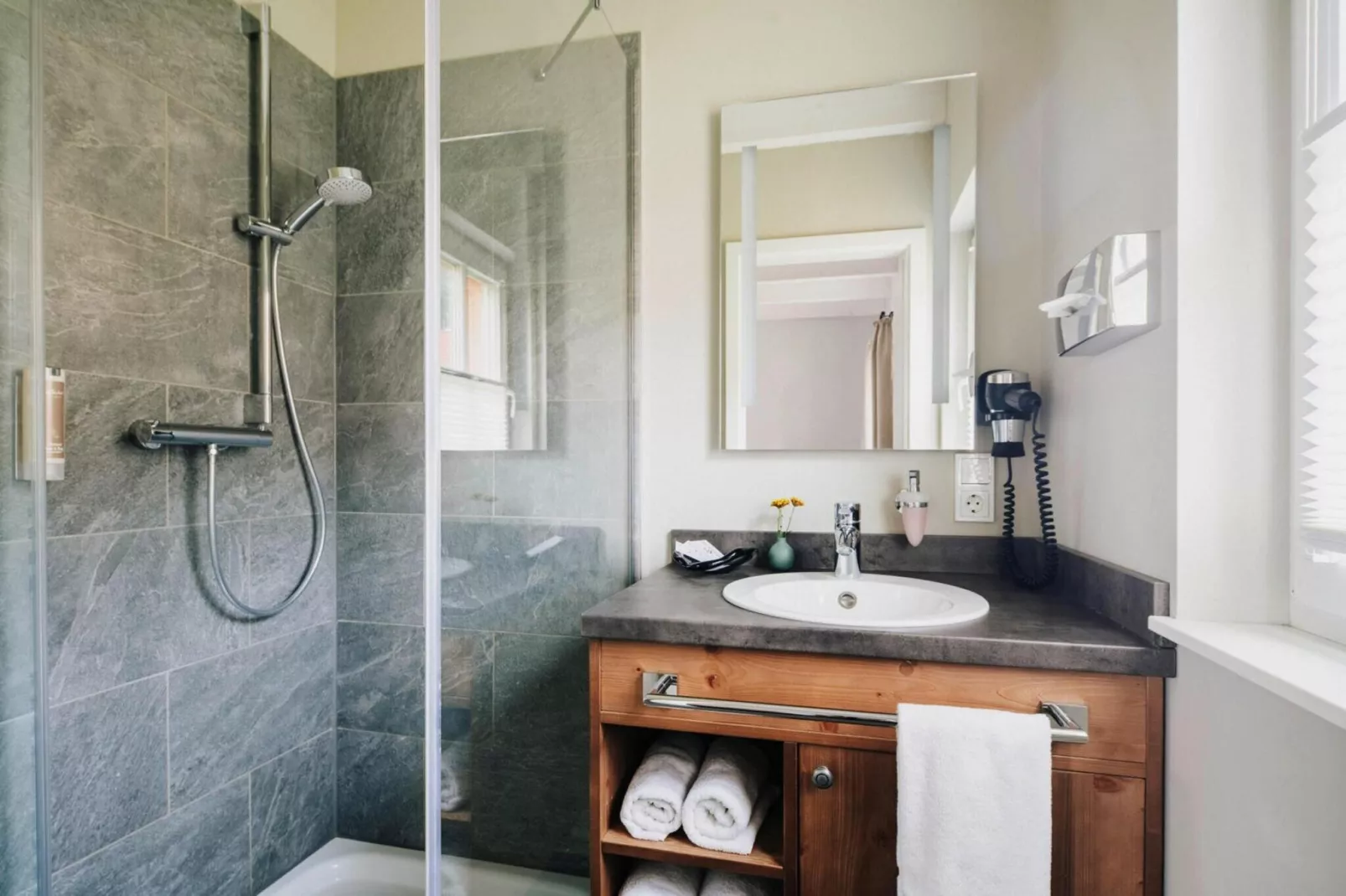 Ferienhaus Typ Premium Lodge Plus 6 Personen - Badezimmer