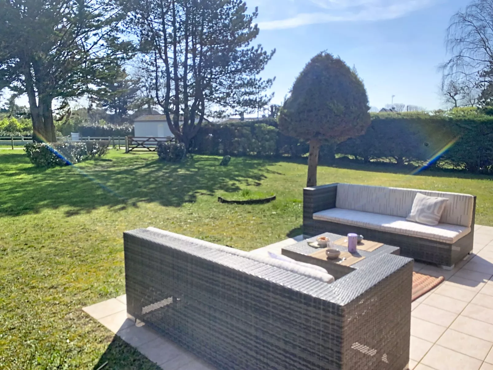 Le Chalet - Draußen