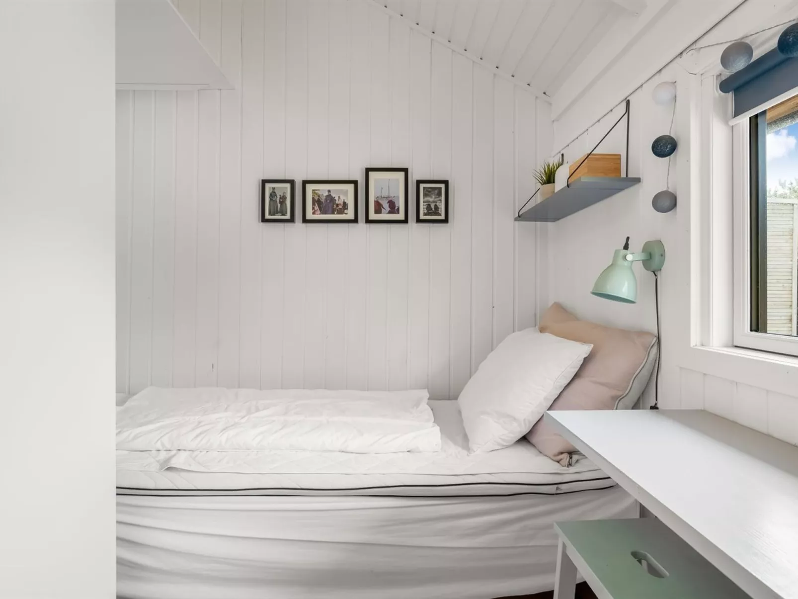 "Julie" - 1.5km from the sea - Inside