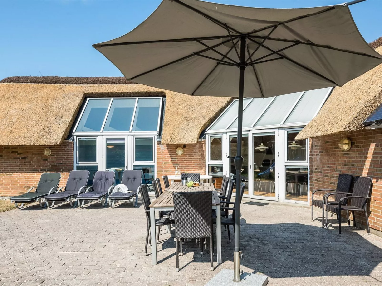 "Laetitita" -  from the sea - Outside