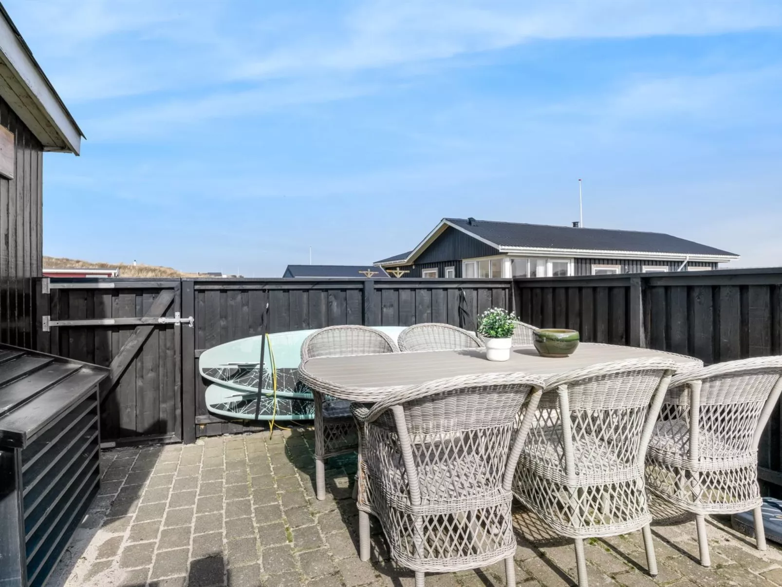 "Jorie" - 100m from the sea - Outside