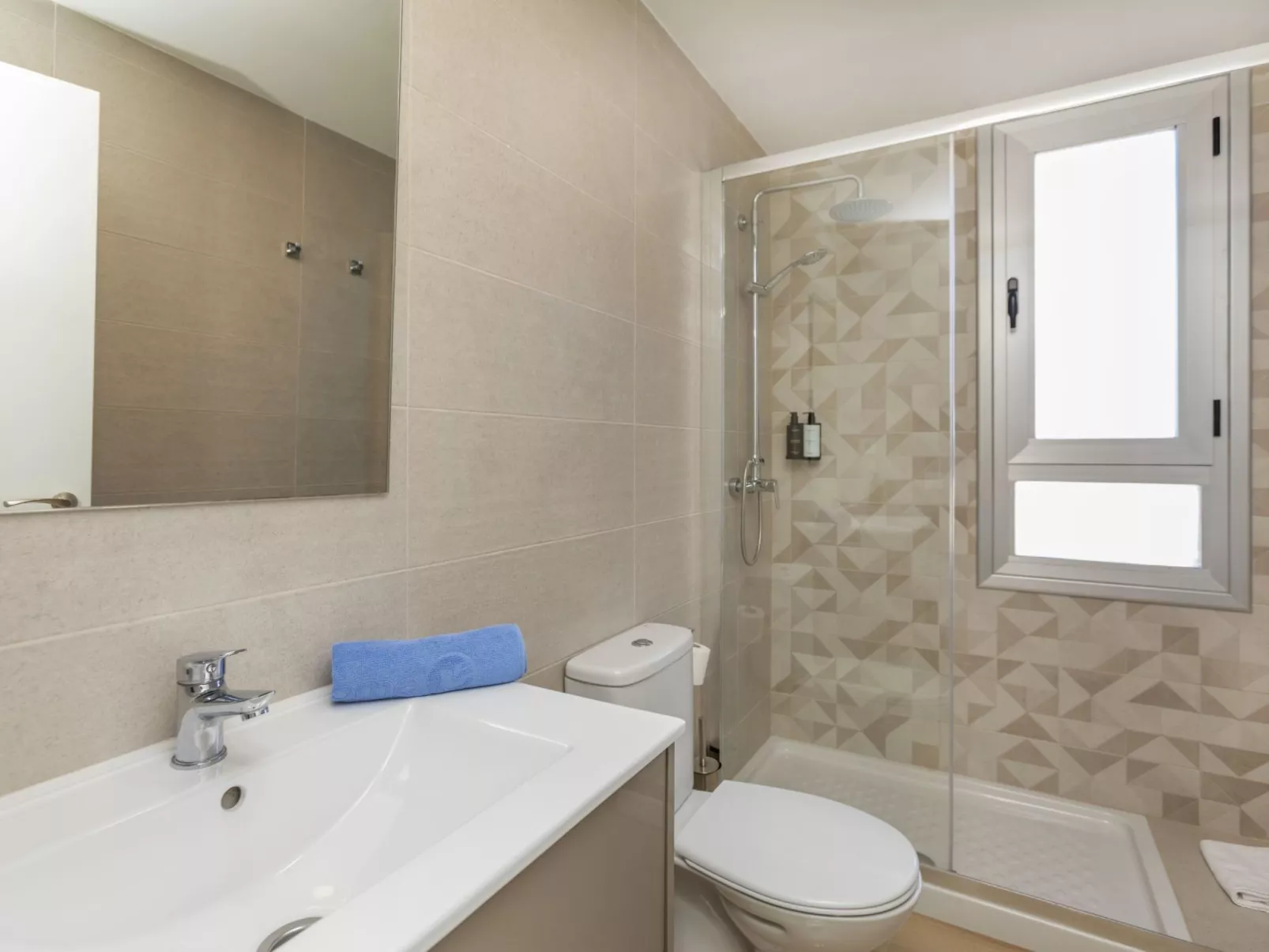 Ciudad Jardin I - Inside