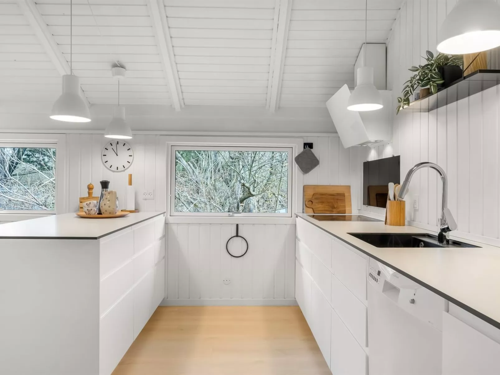 "Julie" - 1.5km from the sea - Inside