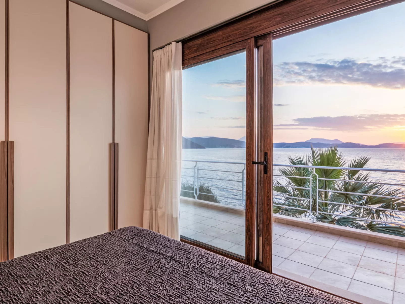 Karavi Villa mit privatem Zugang zum Meer - Inside