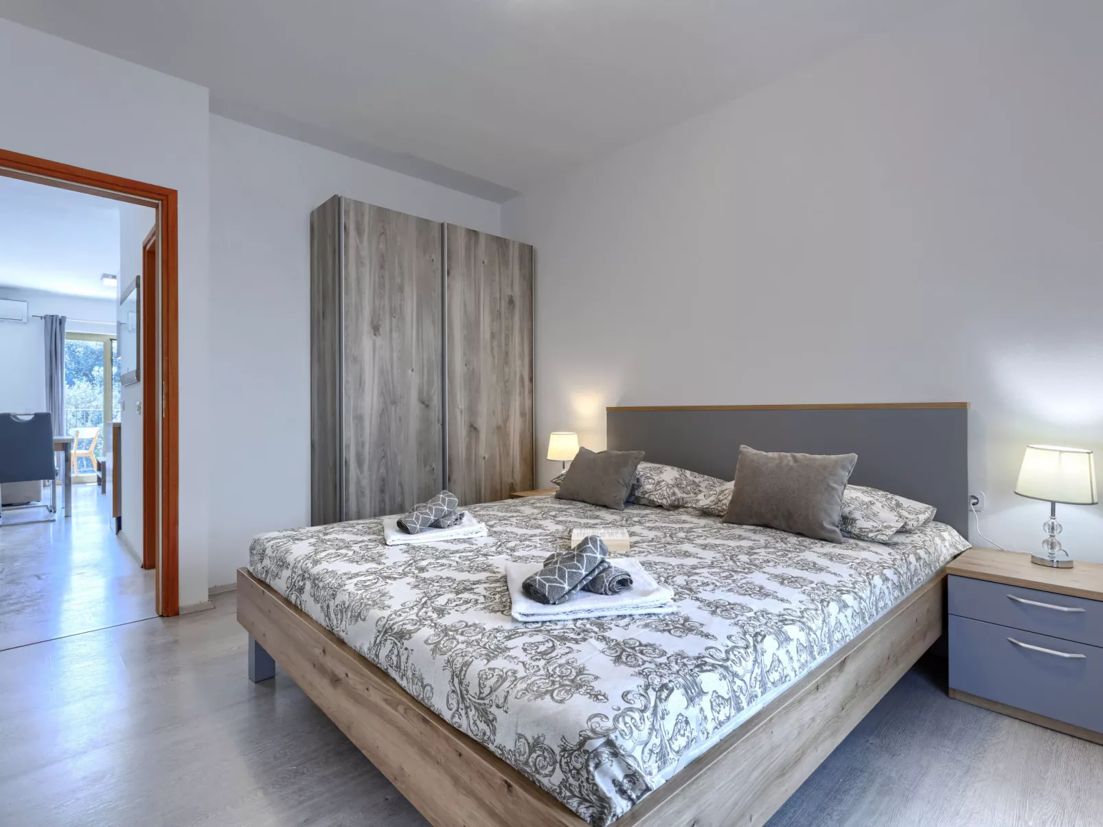 Milanković - Inside